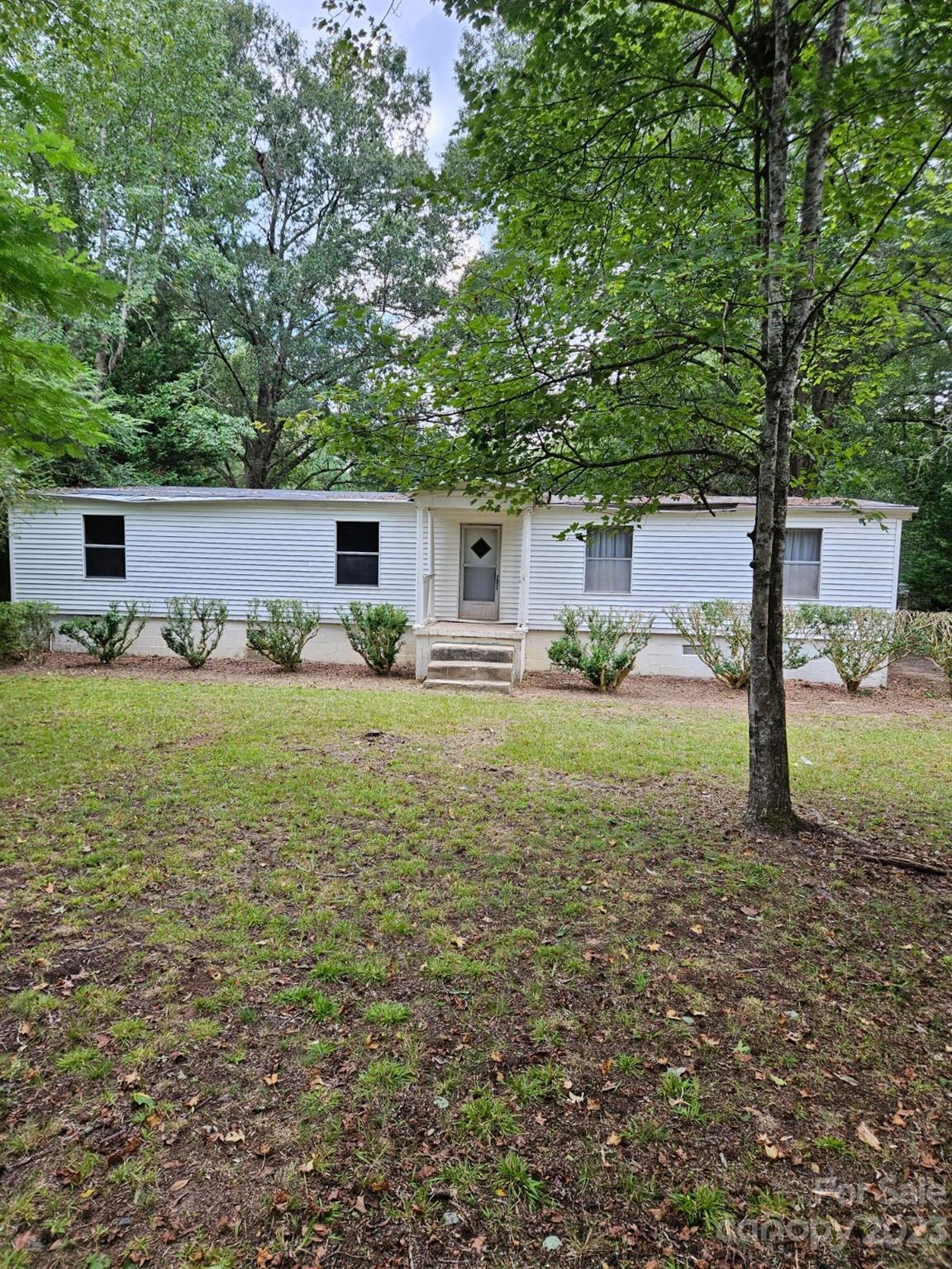 2255 Highwood Road