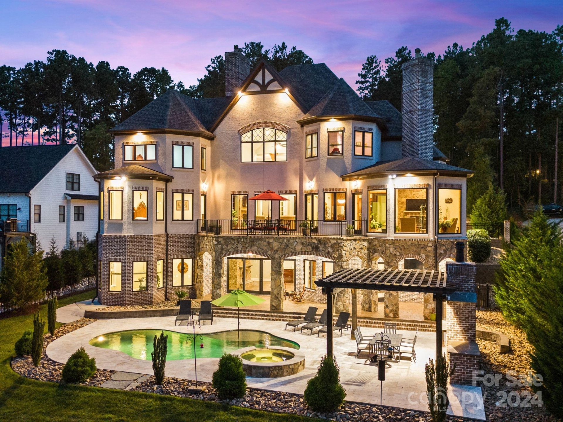 Property image 1 at 6907 Kingfisher Court, Denver, NC 28037