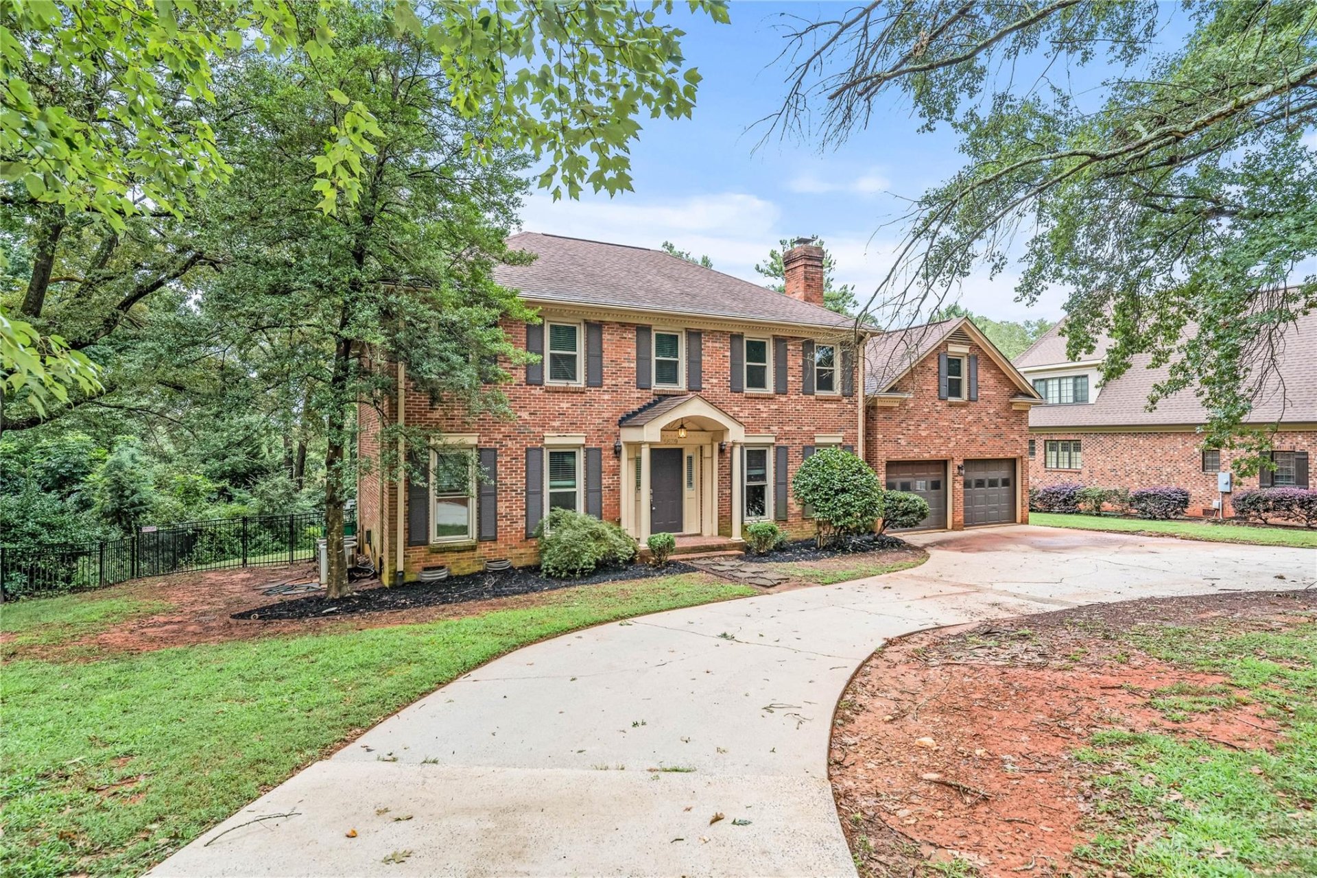 Property image 1 at 6639 Sharon Road, Charlotte, NC 28210