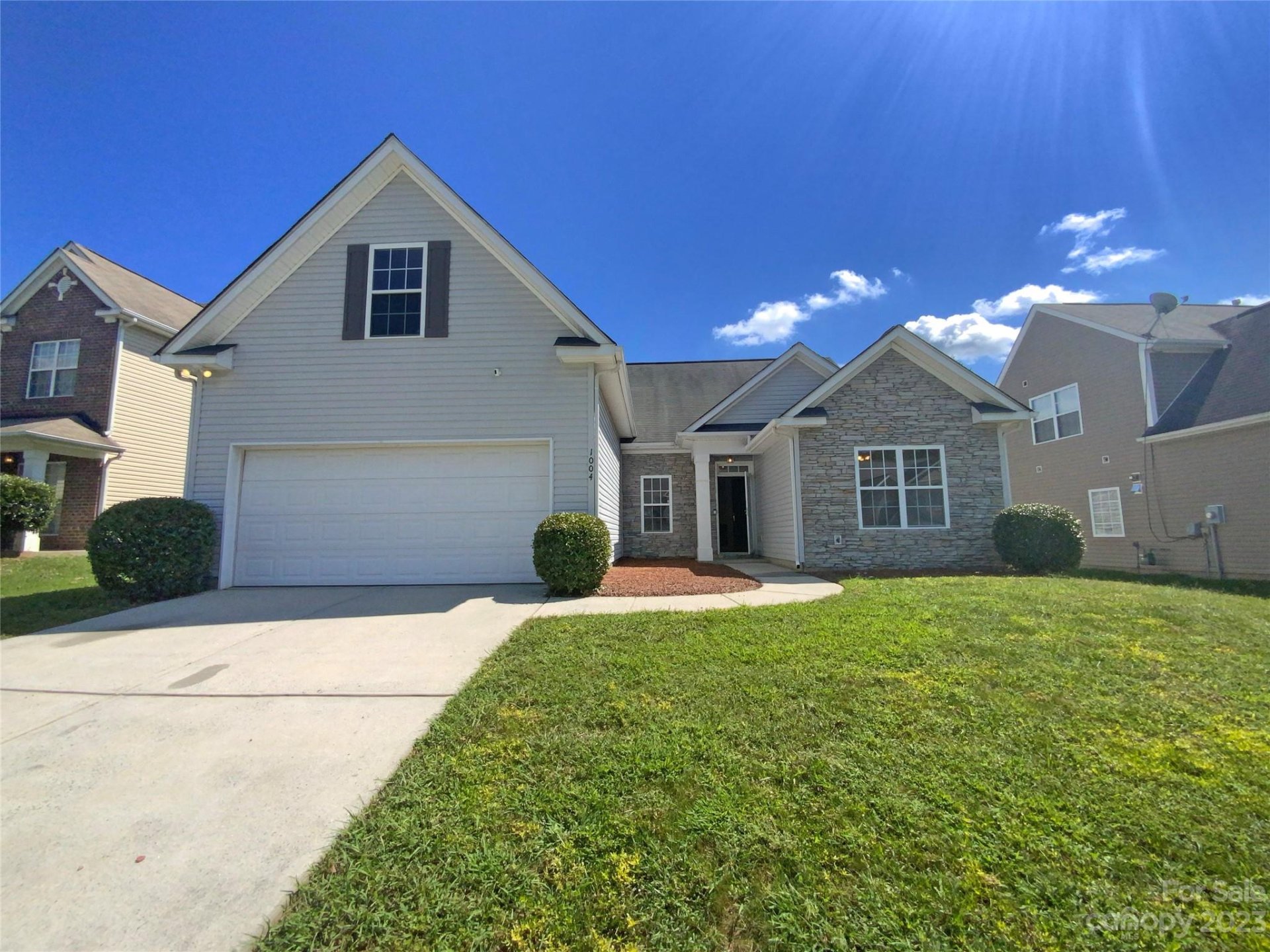 Property image 1 at 1004 Reigate Road, Charlotte, NC 28262