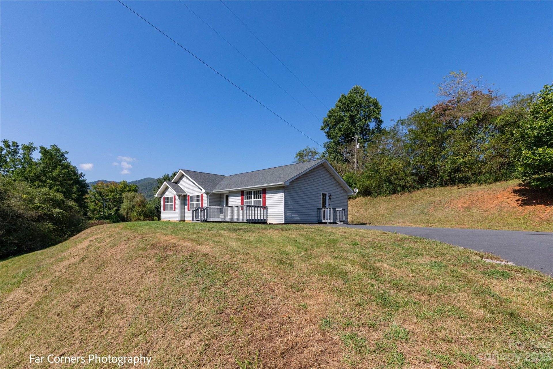 Property image 2 at 119 Beechwood Drive, Sylva, NC 28779