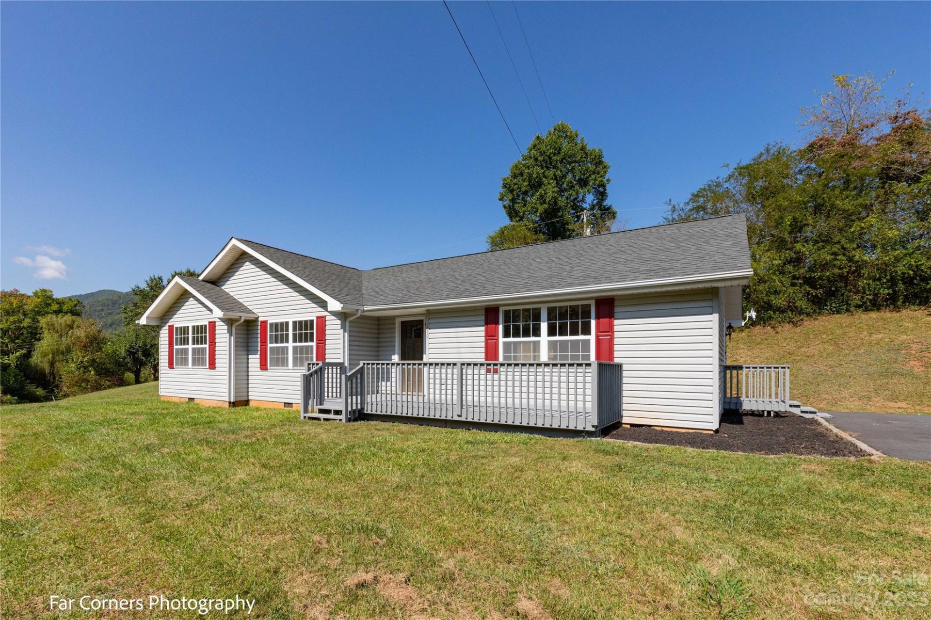 Property image 3 at 119 Beechwood Drive, Sylva, NC 28779