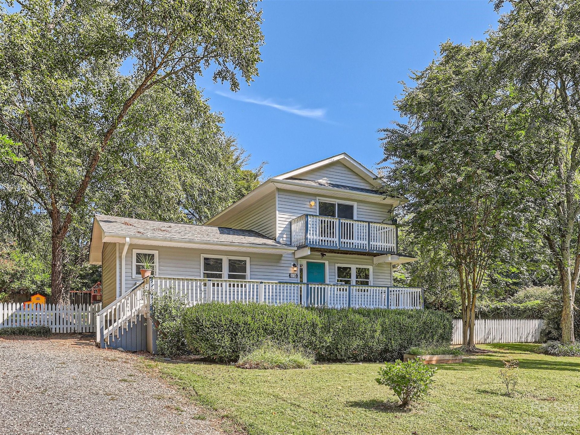 Property image 1 at 20726 Lagoona Drive, Cornelius, NC 28031