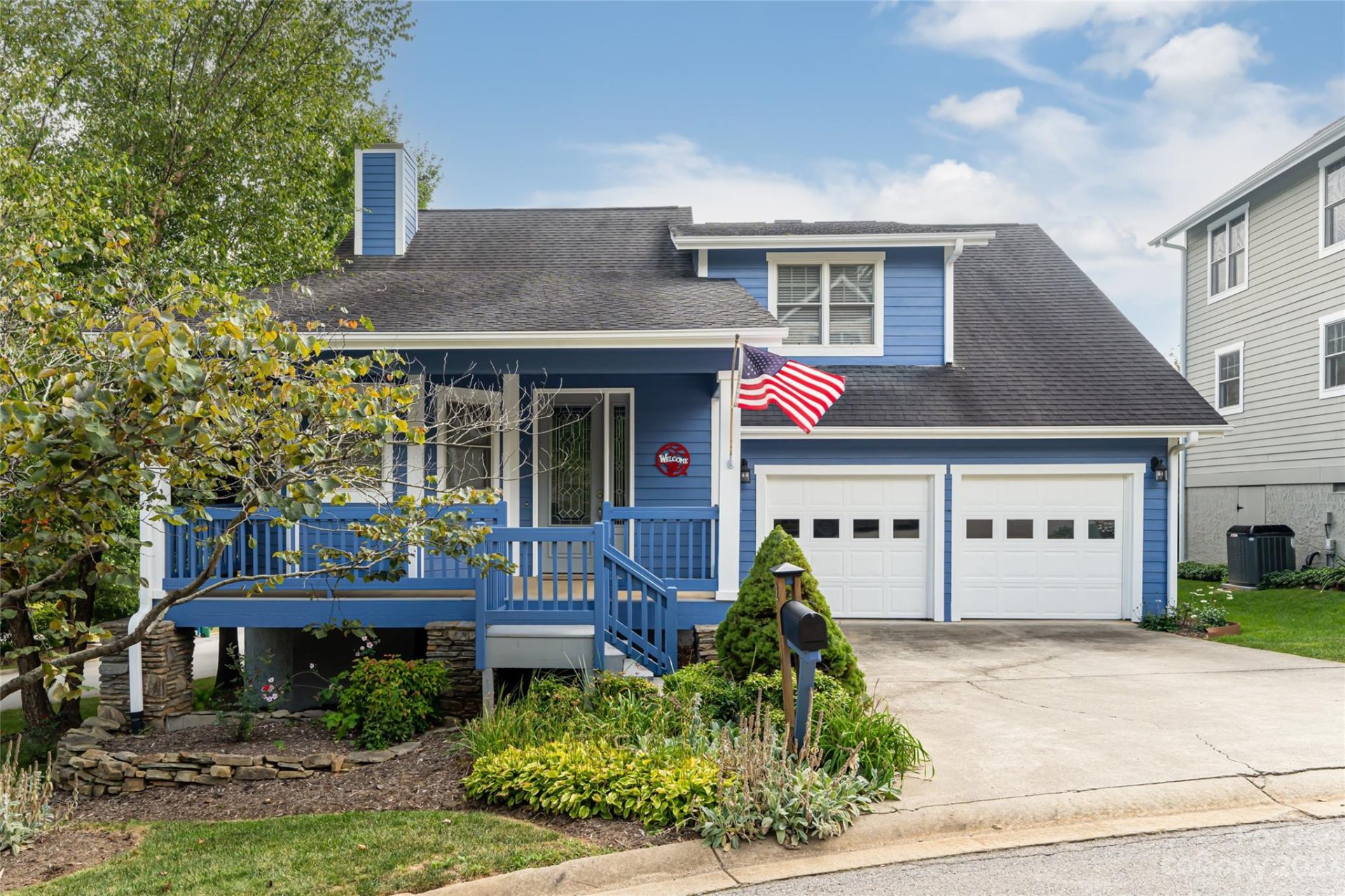 Property image 1 at 2 Olde Cottage Lane, Asheville, NC 28803