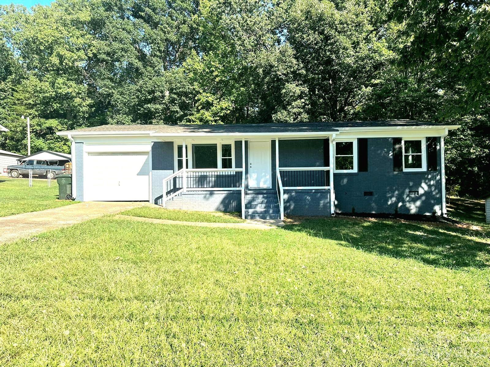 Property image 1 at 1400 Northwoods Drive, Kings Mountain, NC 28086