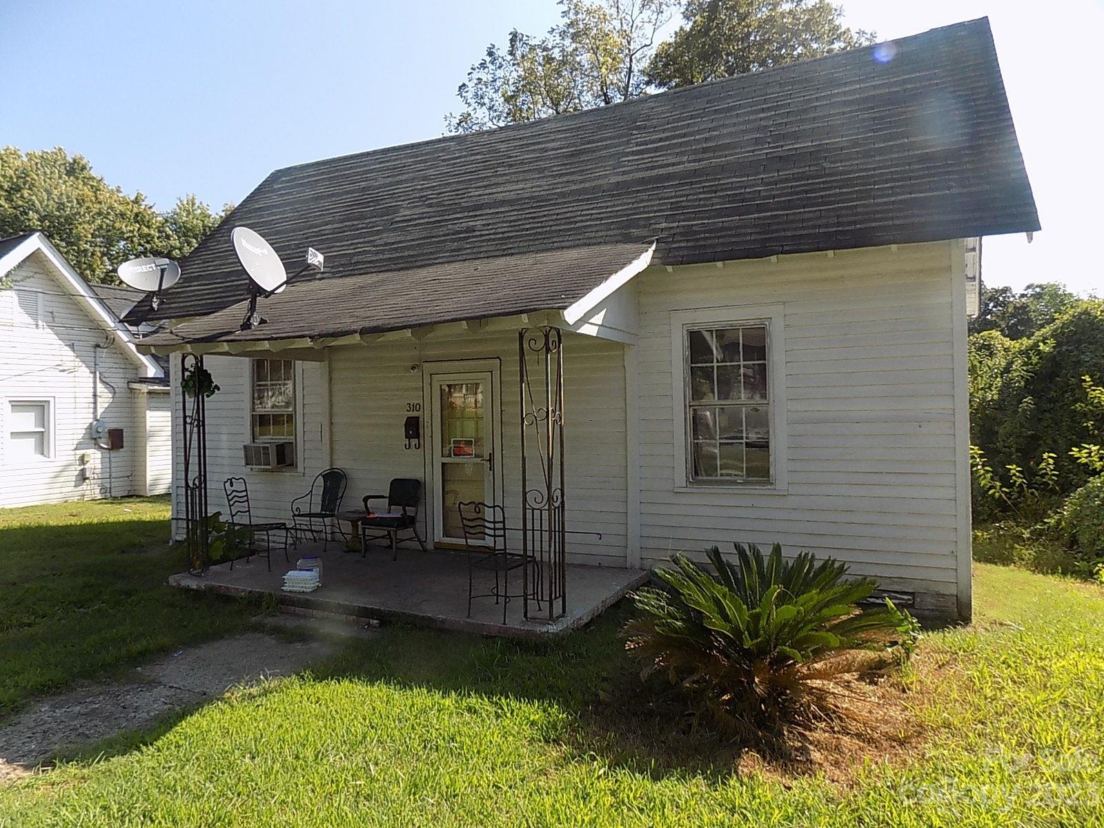Property image 1 at 310 S King Street, Gastonia, NC 28052