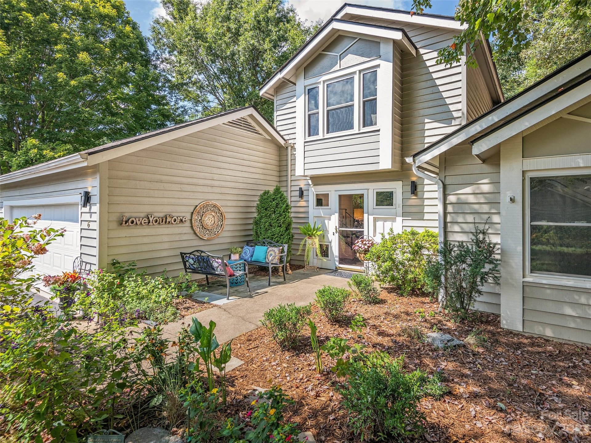 Property image 2 at 6 Laurel Place Drive, Asheville, NC 28803