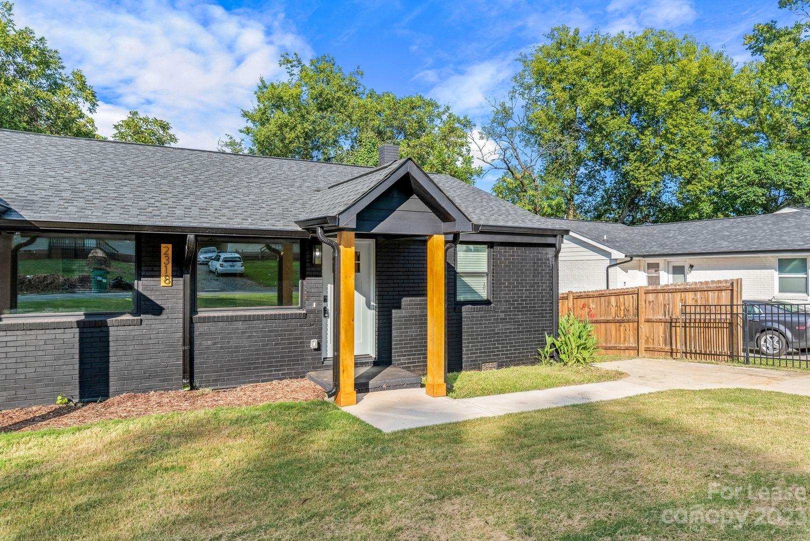Property image 1 at 2318 Marlowe Avenue, Charlotte, NC 28208