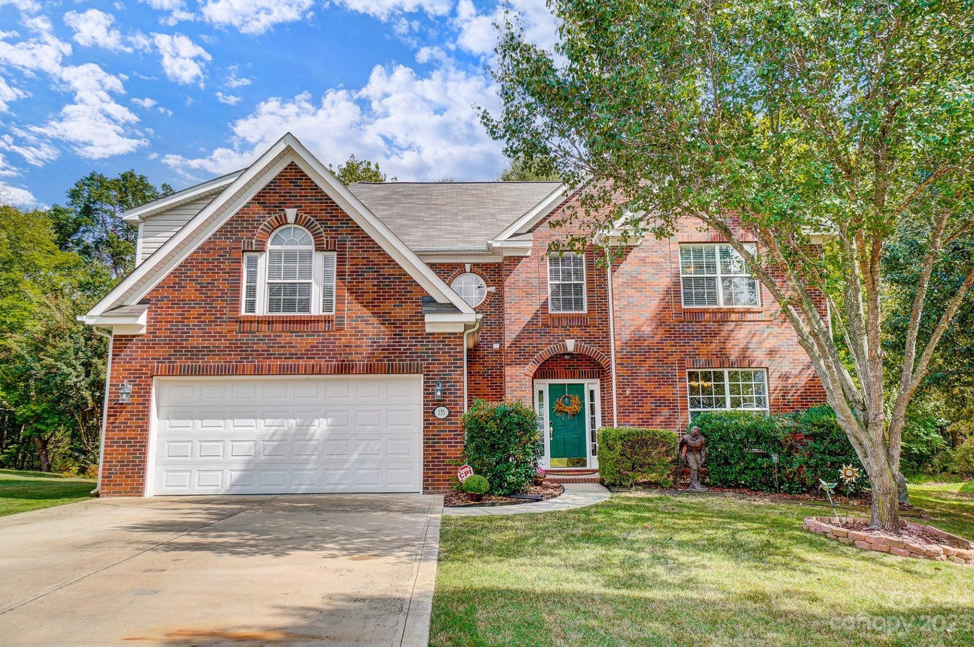 Glynwater, Mooresville Community
