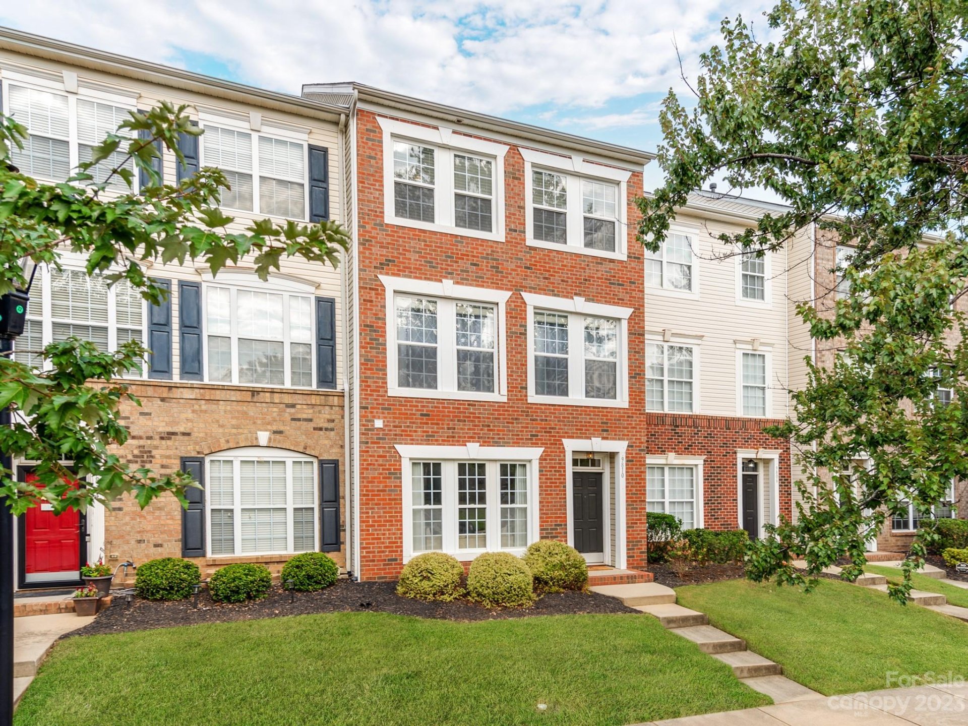 Property image 1 at 9810 Kings Parade Boulevard, Charlotte, NC 28273