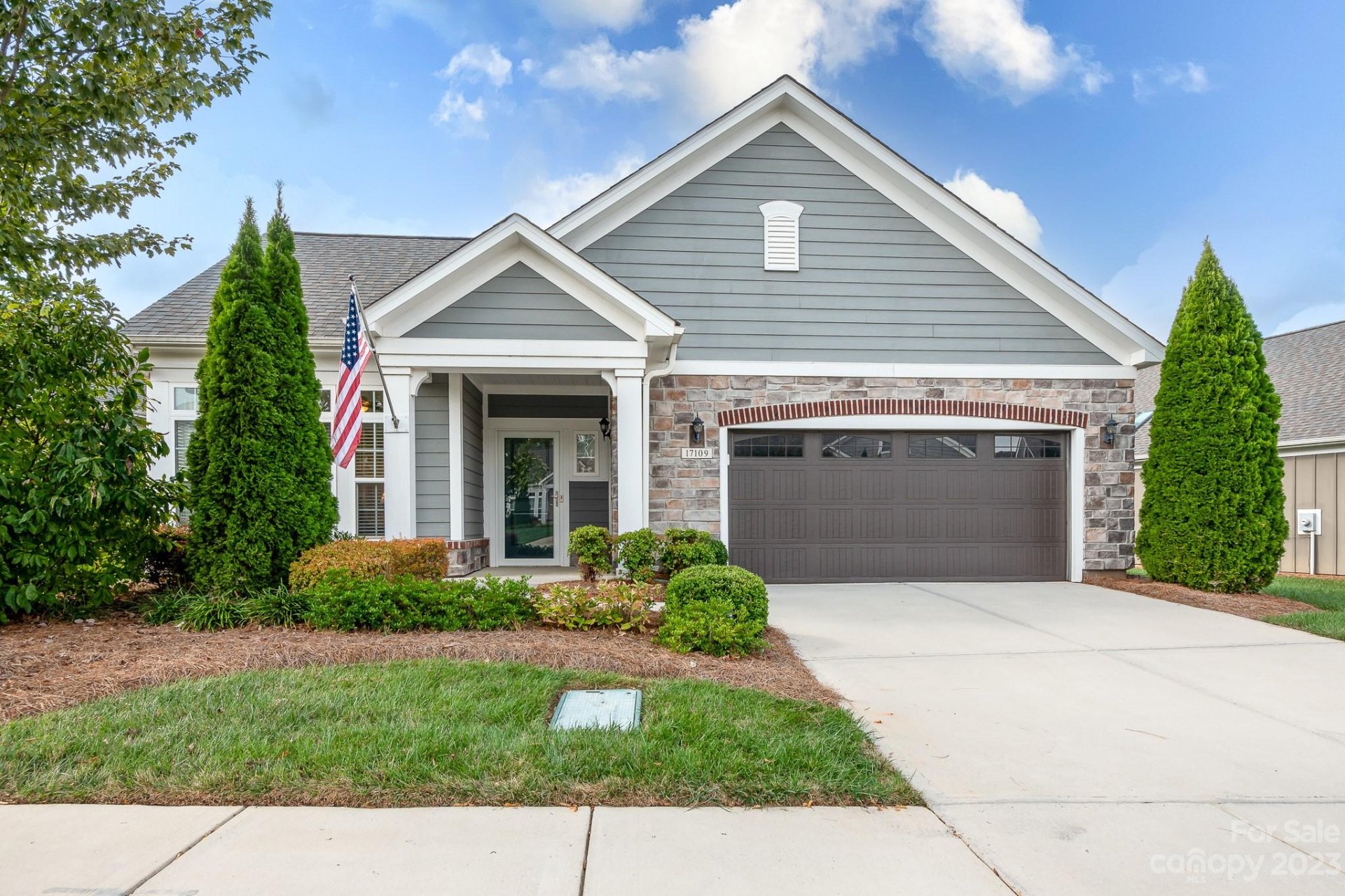 Property image 1 at 17109 Courtside Landing Drive, Cornelius, NC 28031