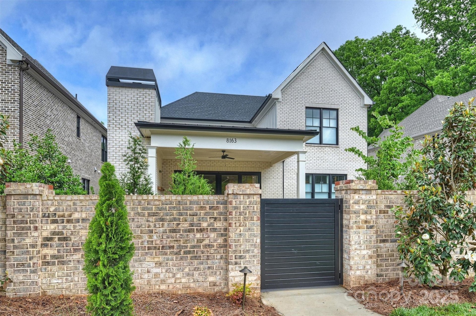 Property image 4 at 8163 Fairview Road, Charlotte, NC 28226