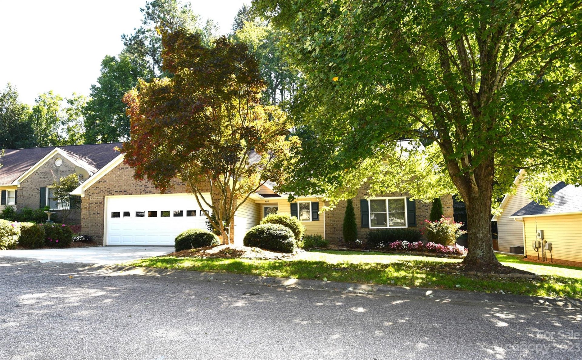 406 Hidden Creek Circle