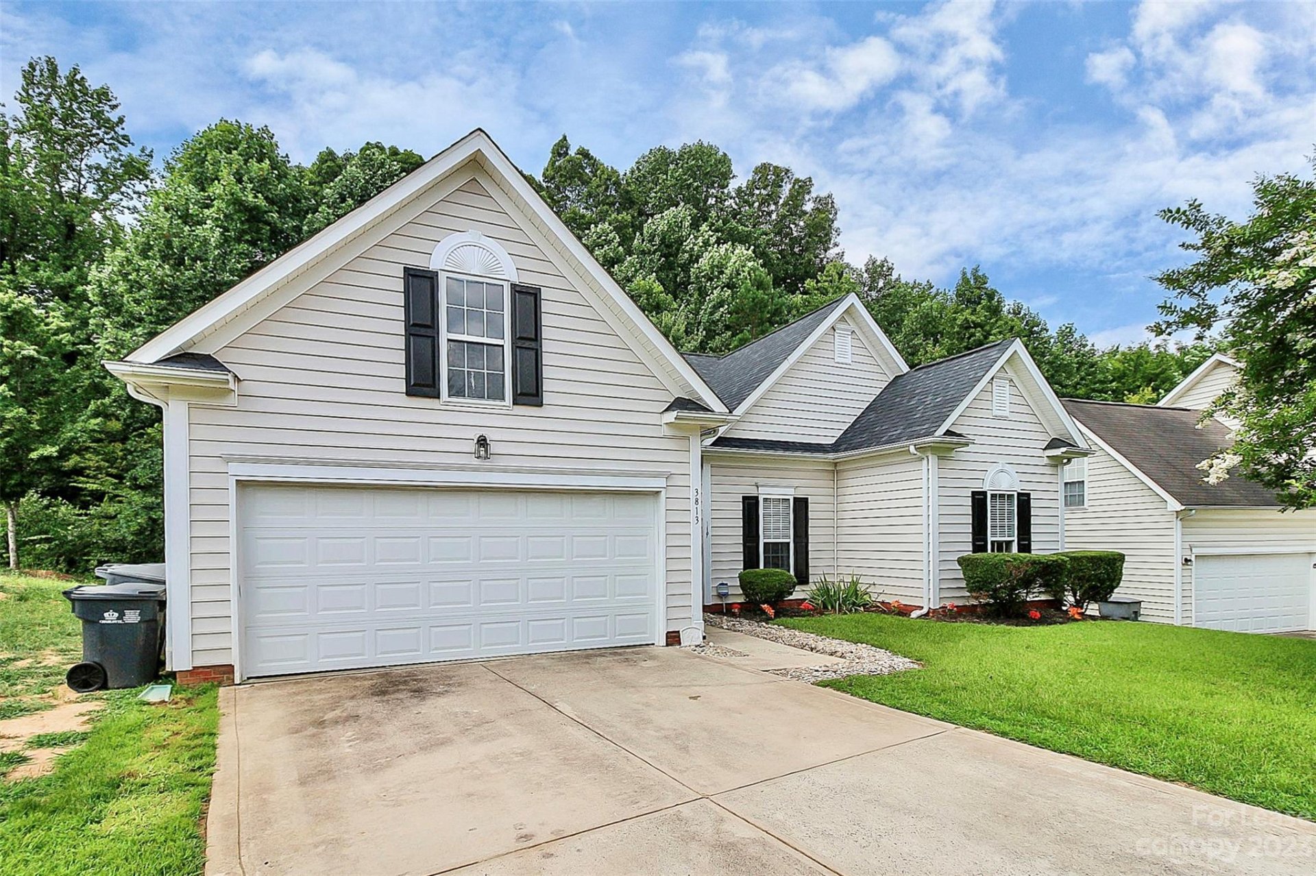 Property image 1 at 3813 Sipes Lane, Charlotte, NC 28269