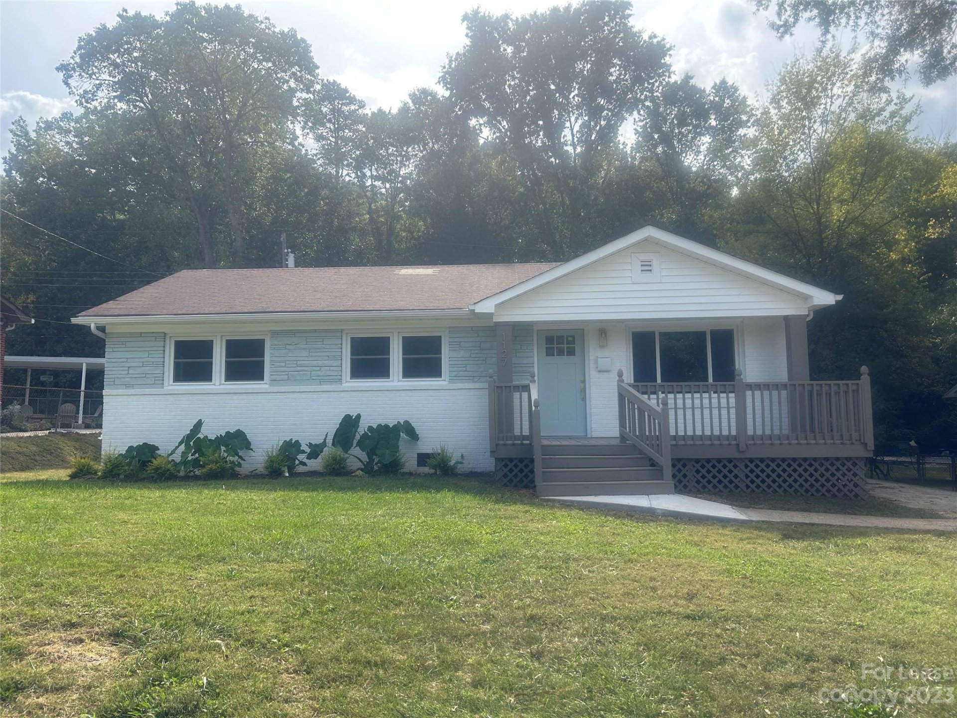 Property image 1 at 1127 Scottsdale Road, Charlotte, NC 28217