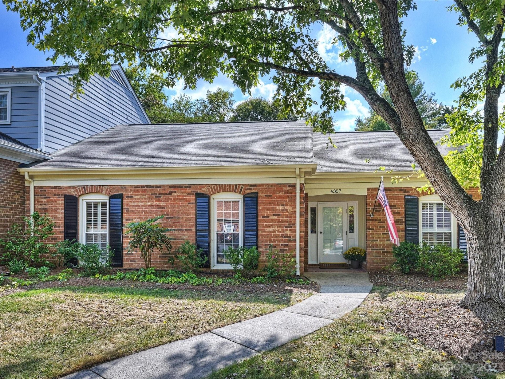 Property image 1 at 4357 Woodglen Lane, Charlotte, NC 28226