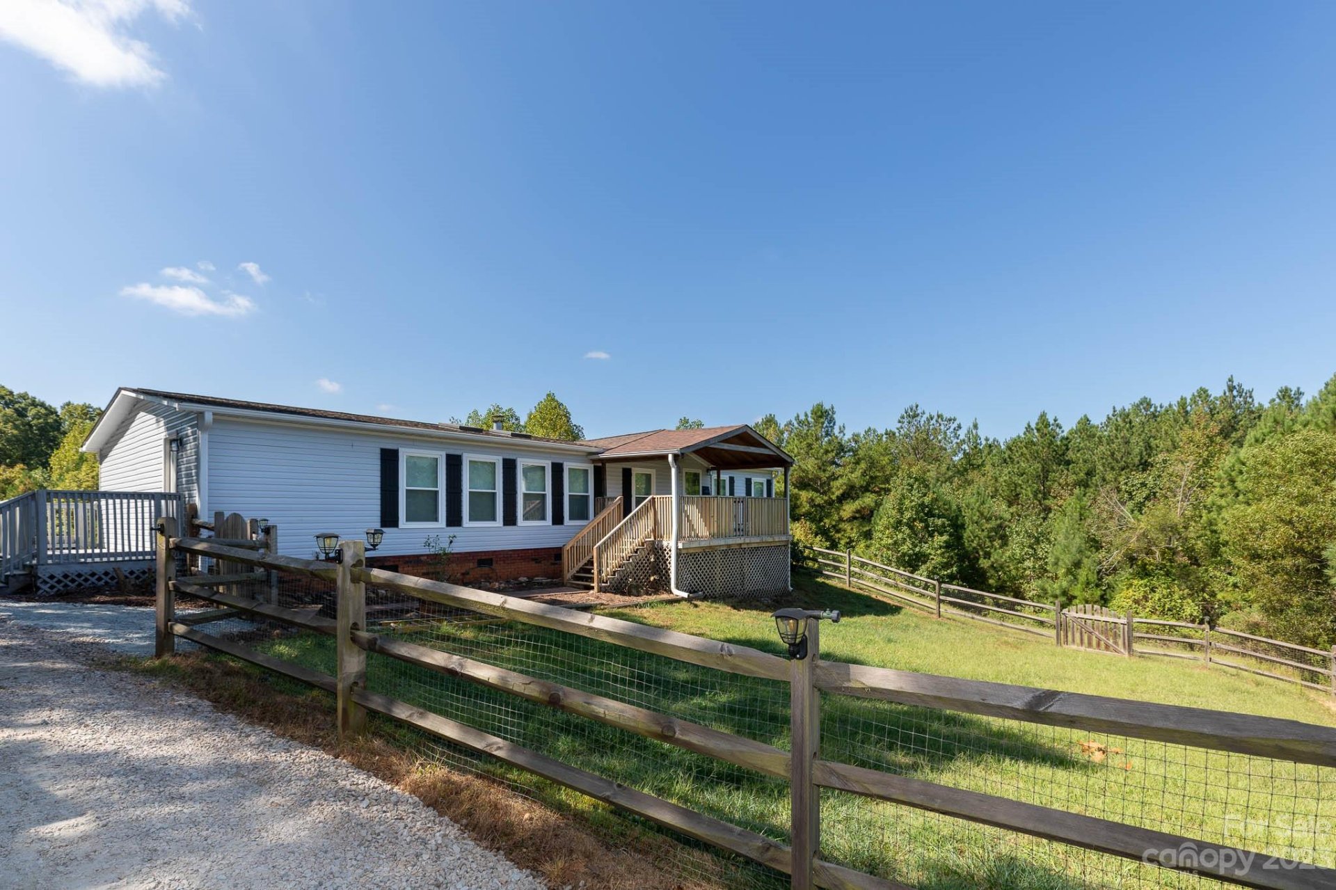 Property image 1 at 748 Sidney Cornwell Court, Catawba, SC 29704