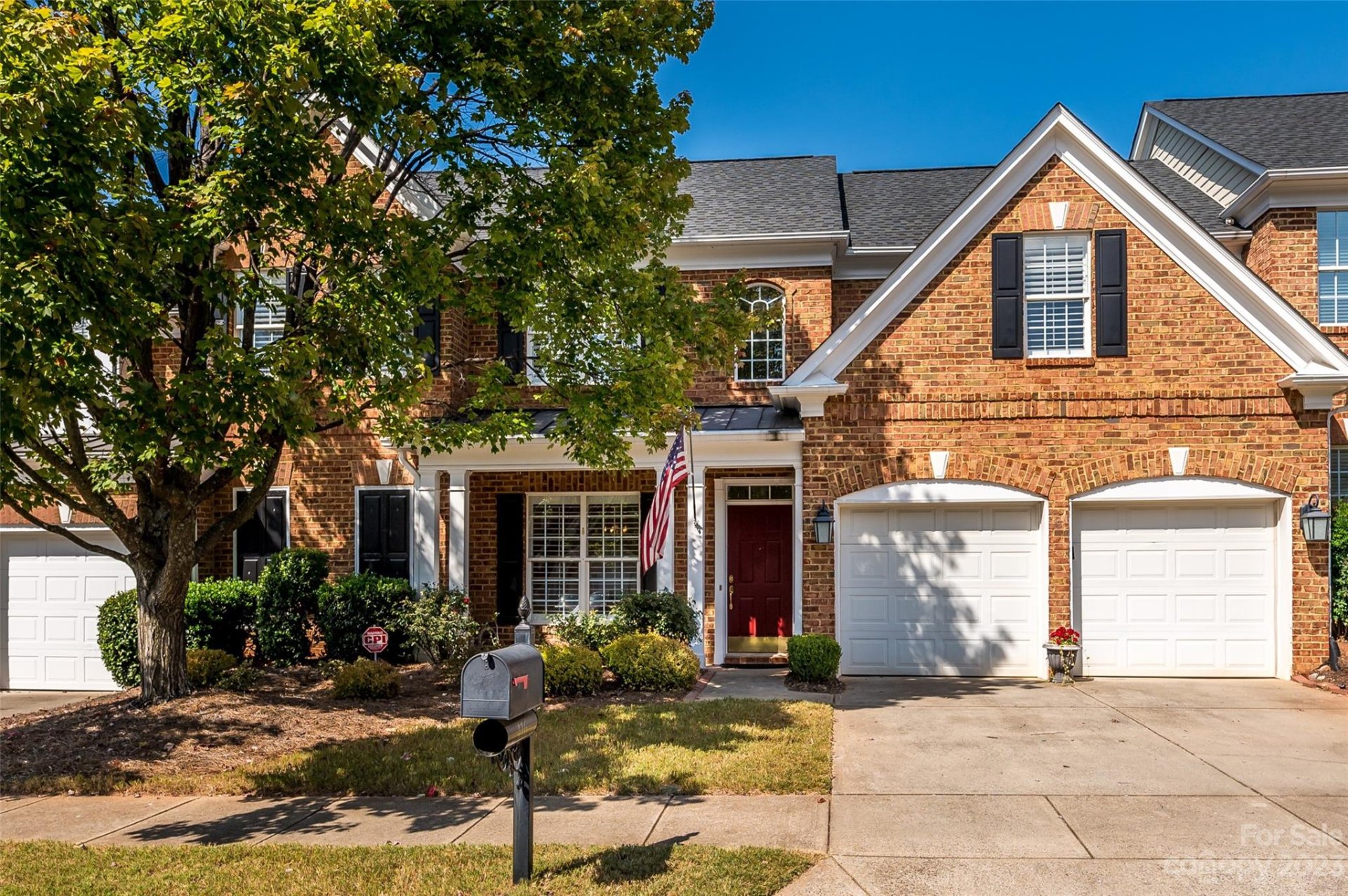 Property image 1 at 416 Eberle Way, Matthews, NC 28105