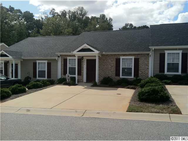 Property image 1 at 2056 Pin Oak Place, Cramerton, NC 28032