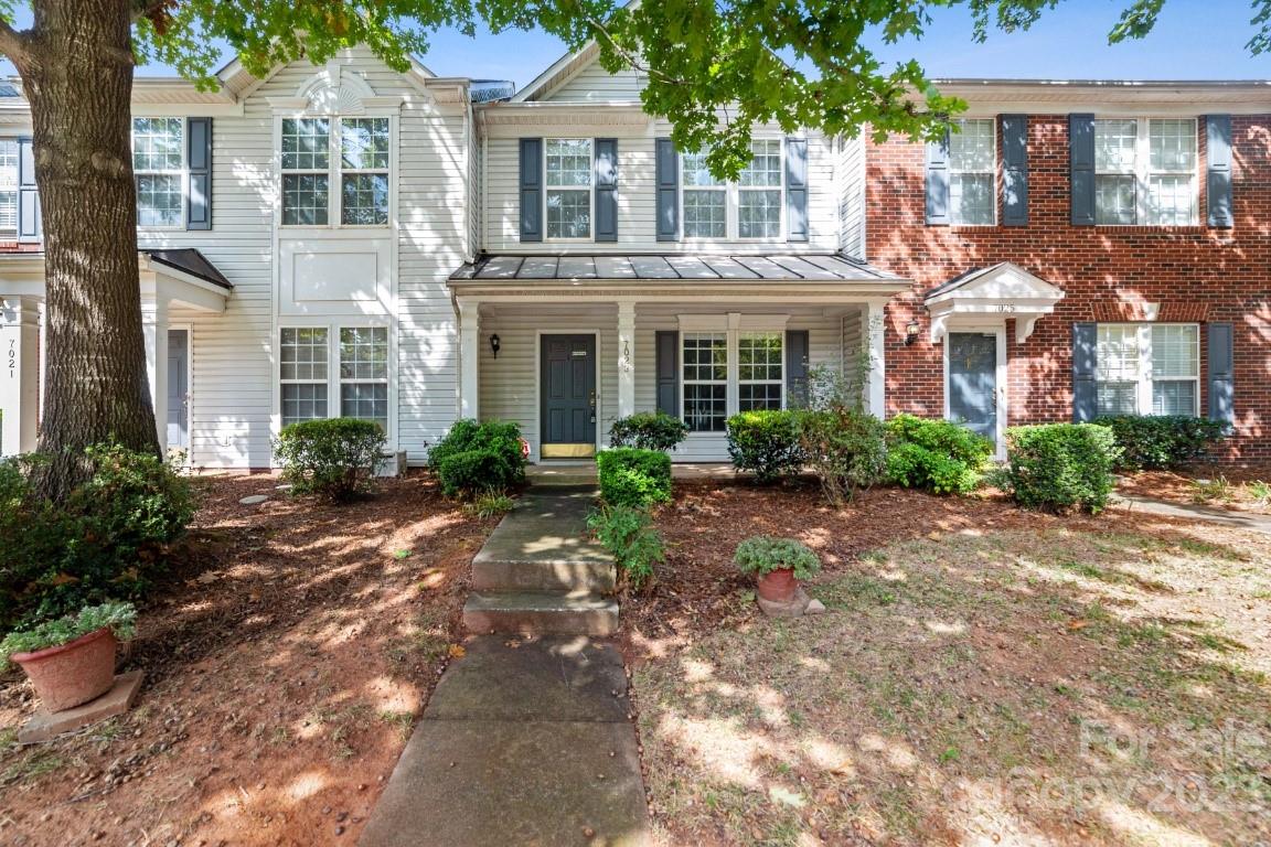 Property image 1 at 7023 Flying Scotsman Drive, Charlotte, NC 28213