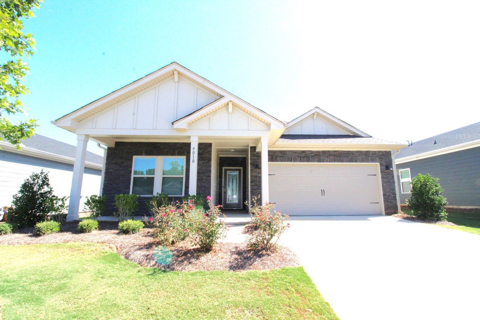 Property image 1 at 9010 Pennegrove Circle, Charlotte, NC 28214