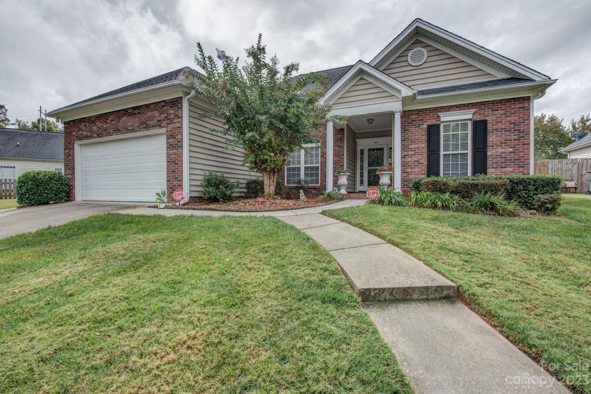 Property image 1 at 1621 Iverness Court, Gastonia, NC 28056