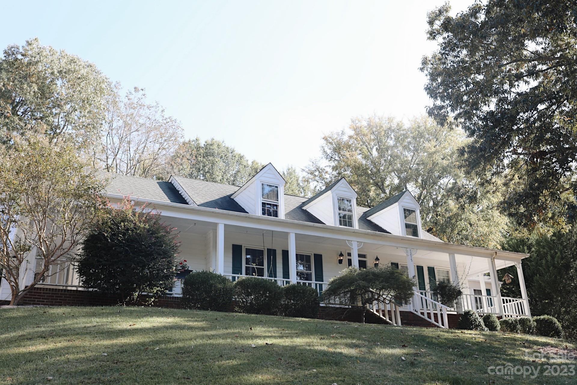 Property image 1 at 1215 Somersby Lane, Matthews, NC 28105