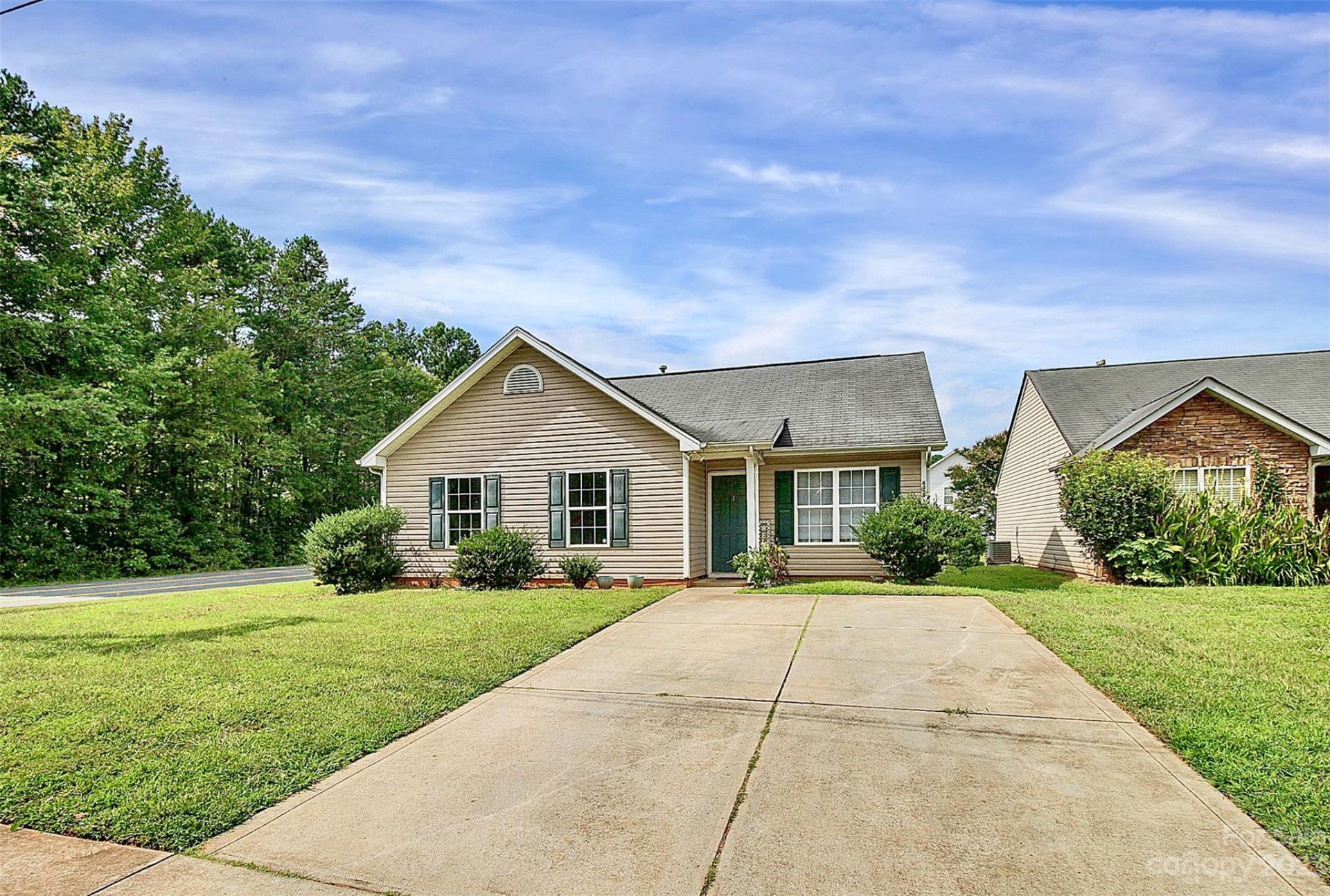 Property image 1 at 607 Dale Avenue, Charlotte, NC 28216