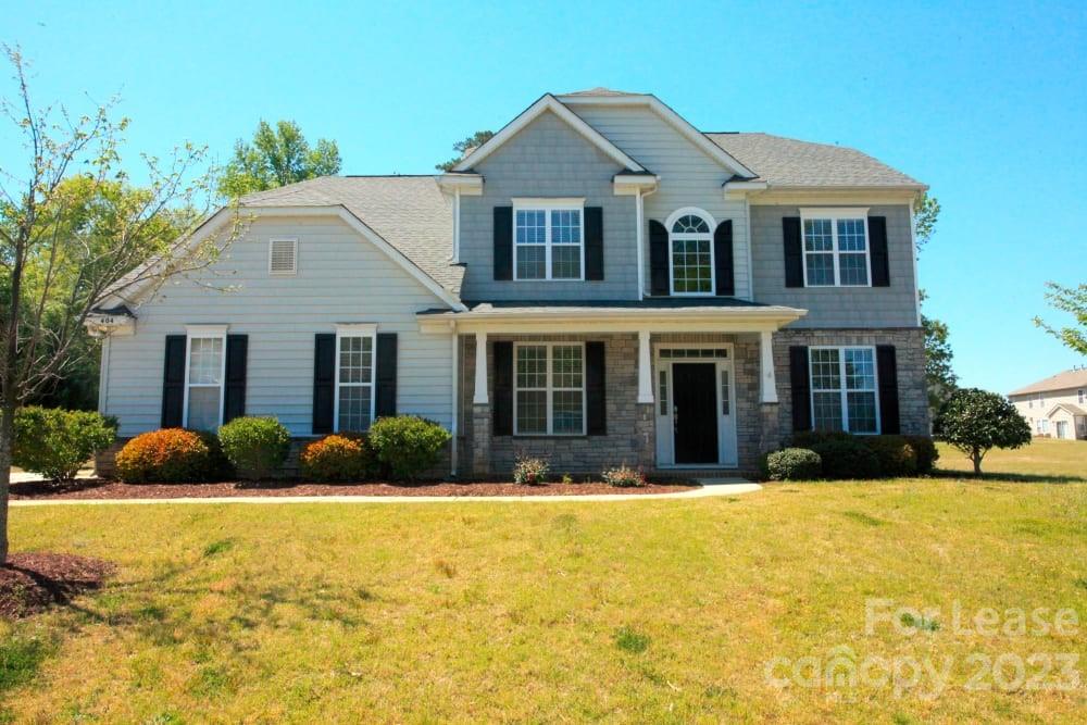 Property image 1 at 404 Springwood Drive, Waxhaw, NC 28173