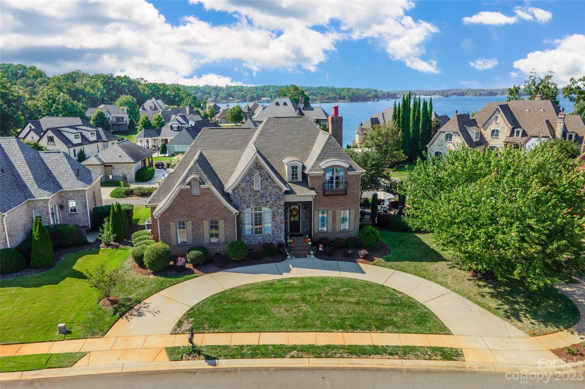 521 Joslin Pointe Lane