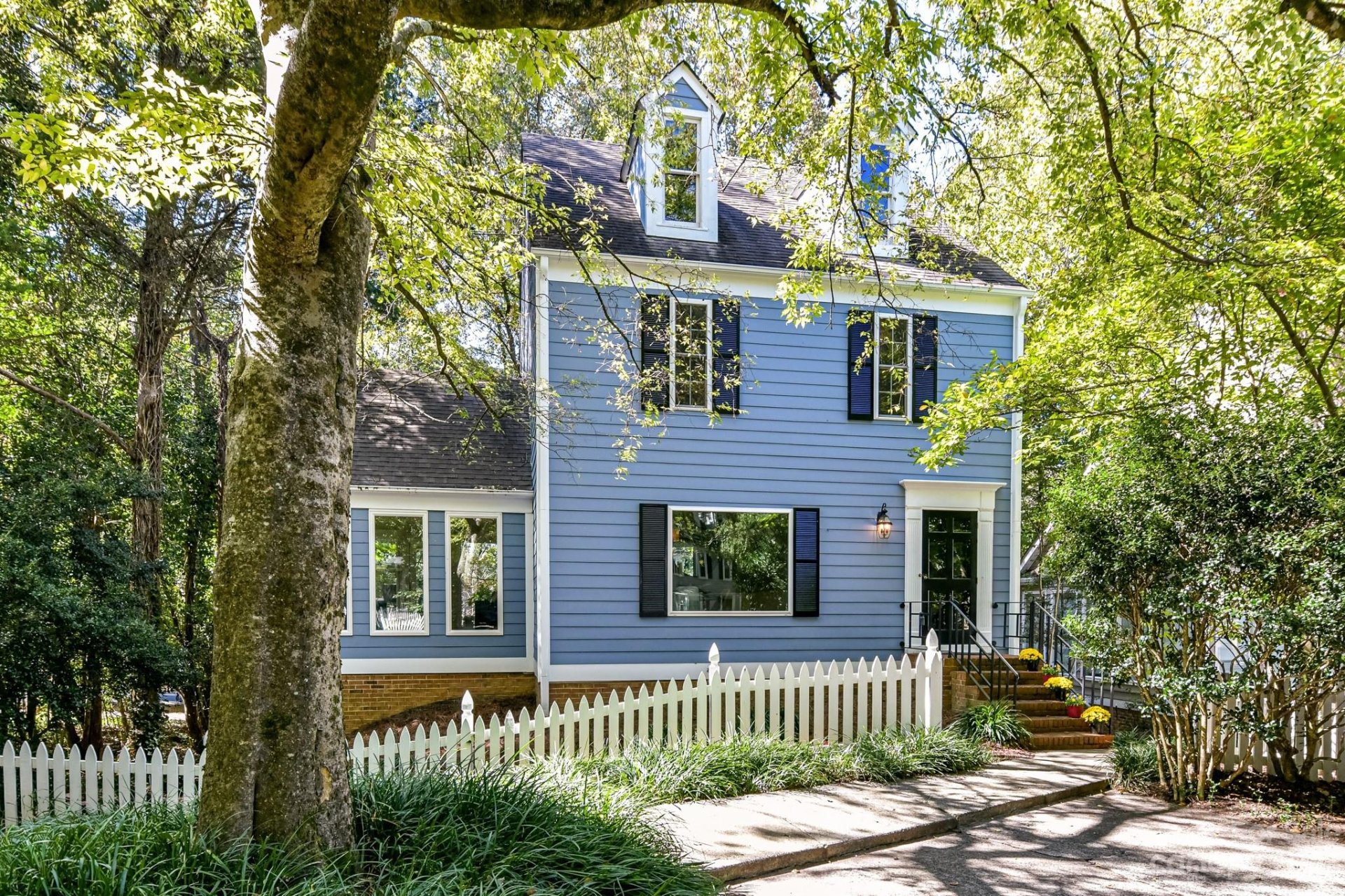 2305 Wythe House Court