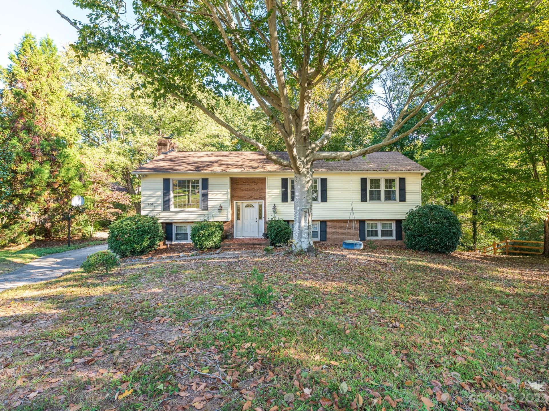 Property image 1 at 200 Kimrod Lane, Charlotte, NC 28270