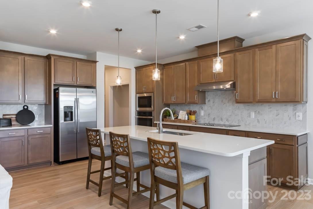 5806 Strathmore Court