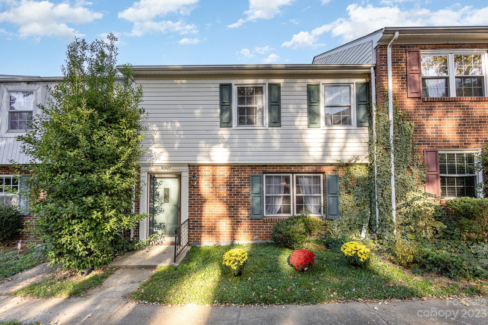 Property image 1 at 10927 Park Road, Charlotte, NC 28226