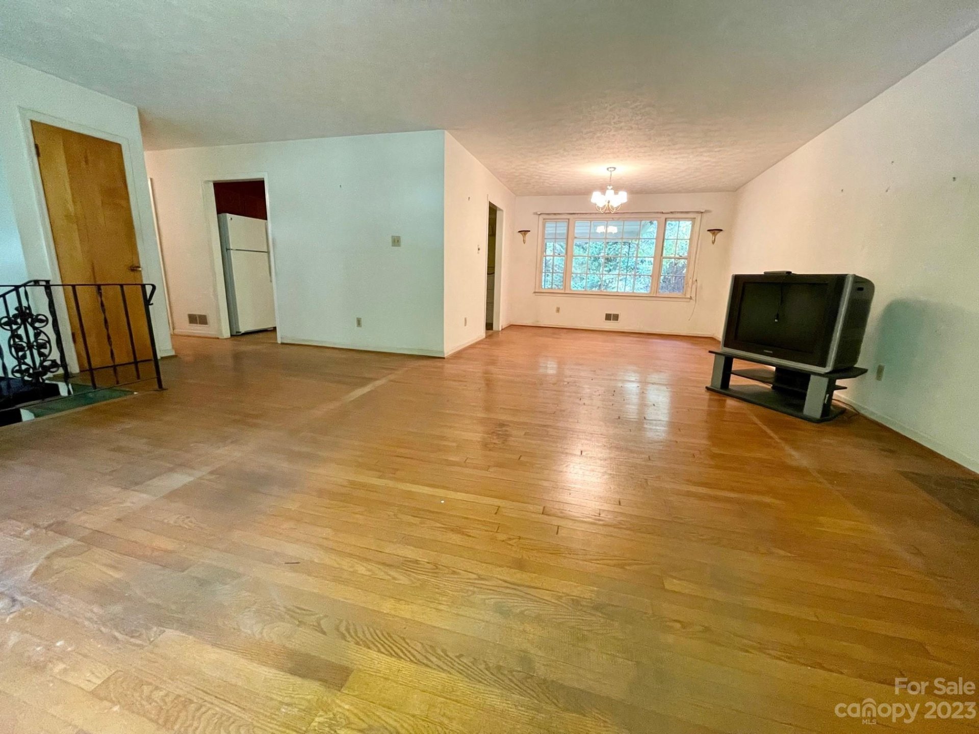 Property image 5 at 65 Beechwood Road, Asheville, NC 28805