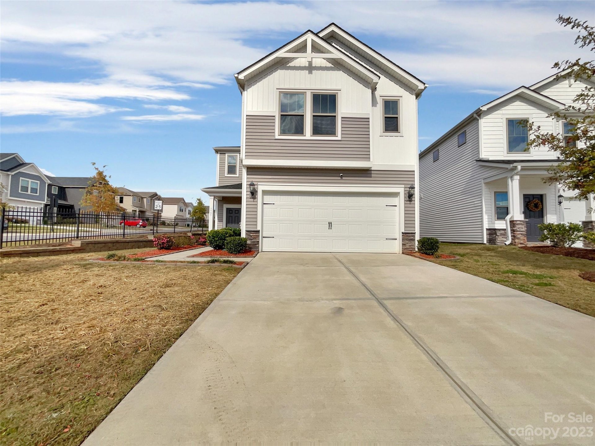 3905 Woodland View Drive