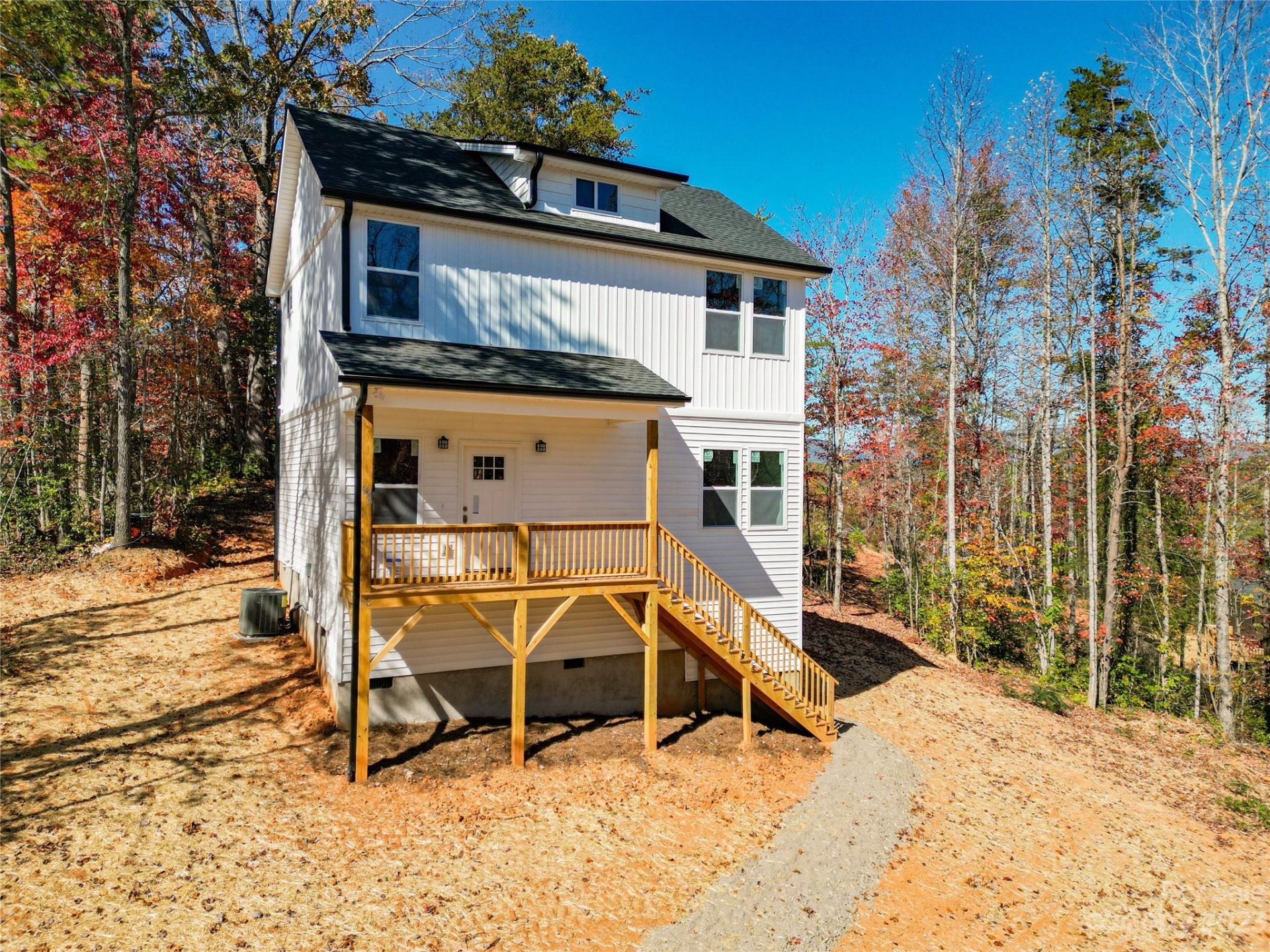 Property image 1 at 224 S Vineyard Village Drive, Old Fort, NC 28762