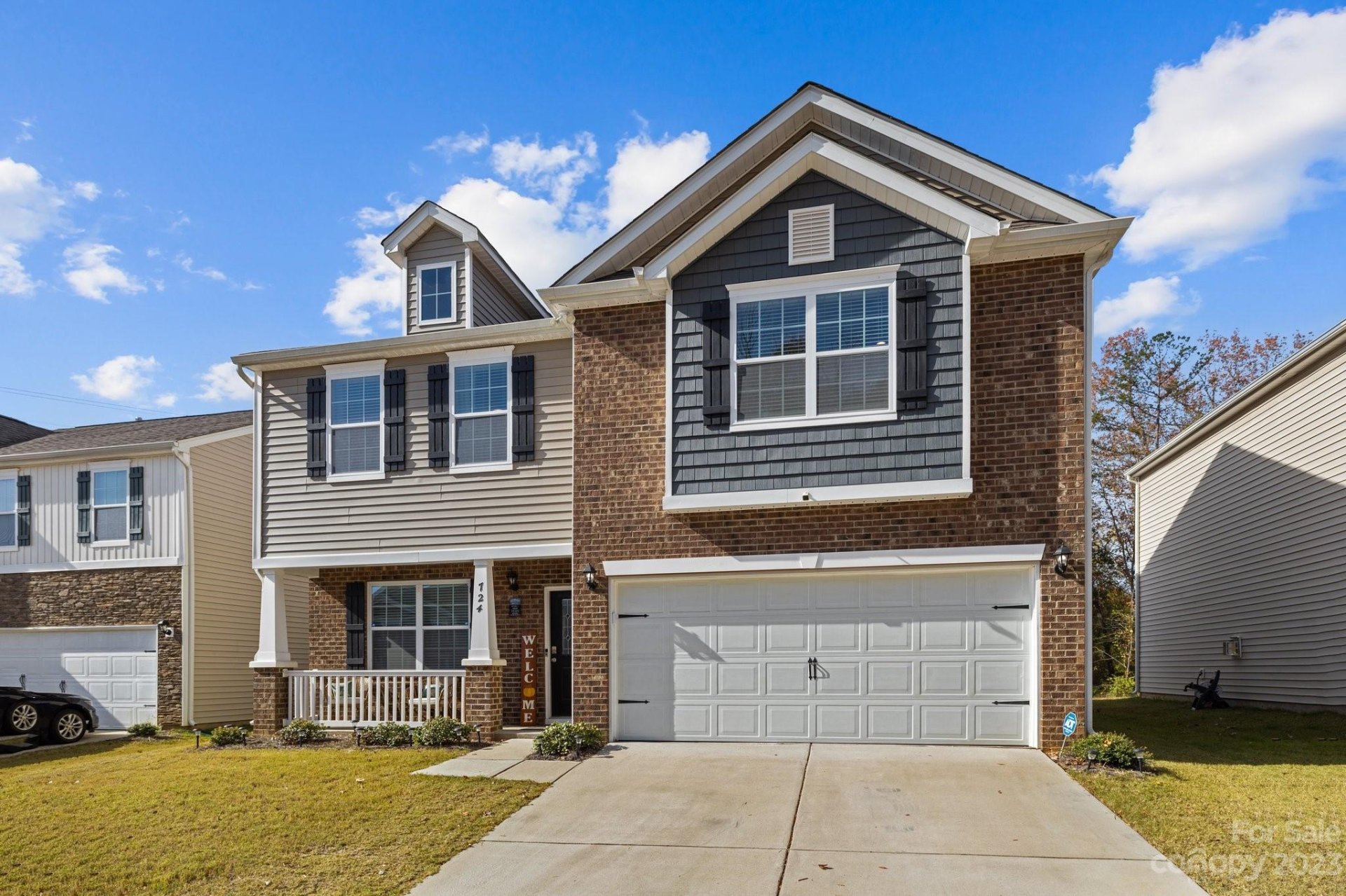 Property image 1 at 724 Larmore Avenue, Charlotte, NC 28216