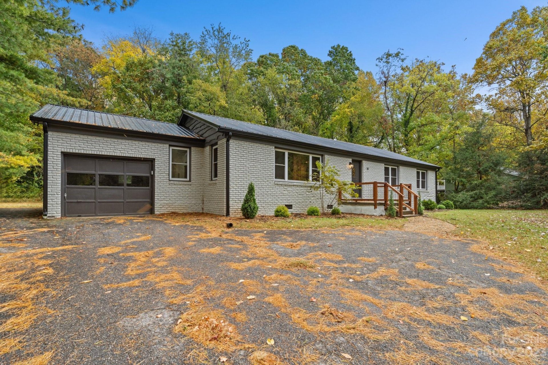 14 Crockett Avenue