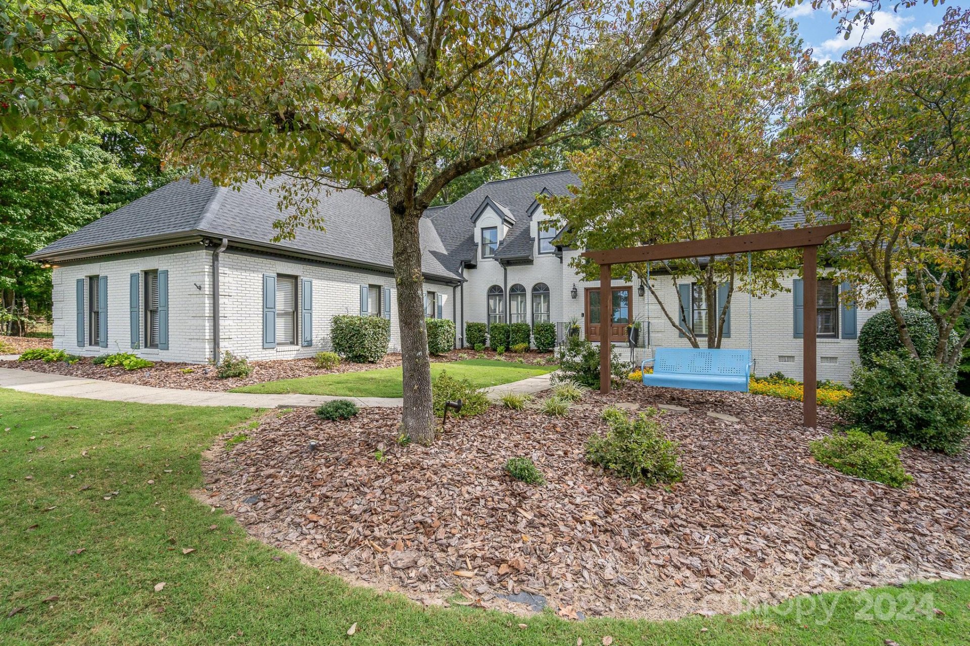 Property image 1 at 15011 Crooked Branch Lane, Charlotte, NC 28278