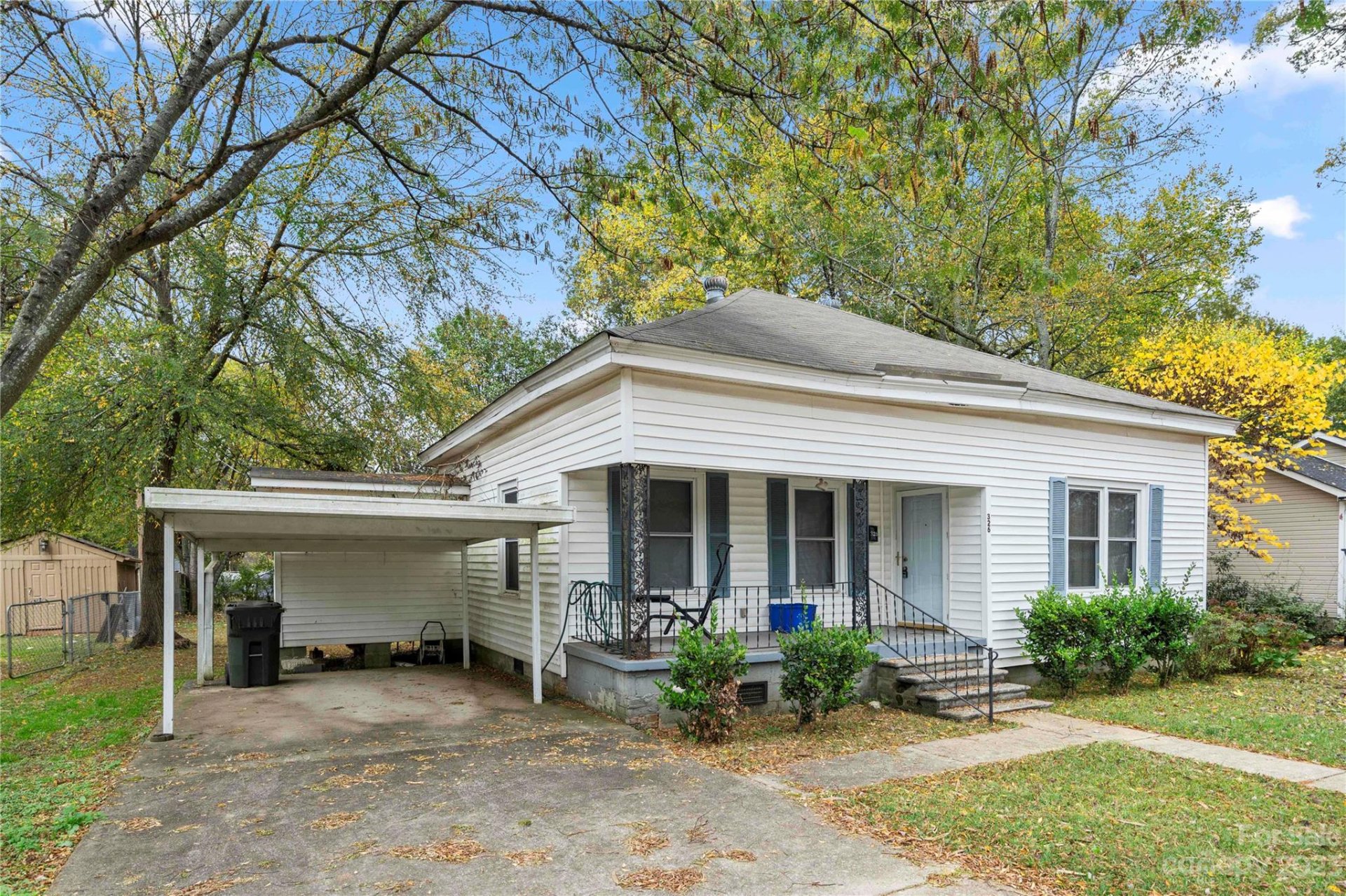 326 Community Street