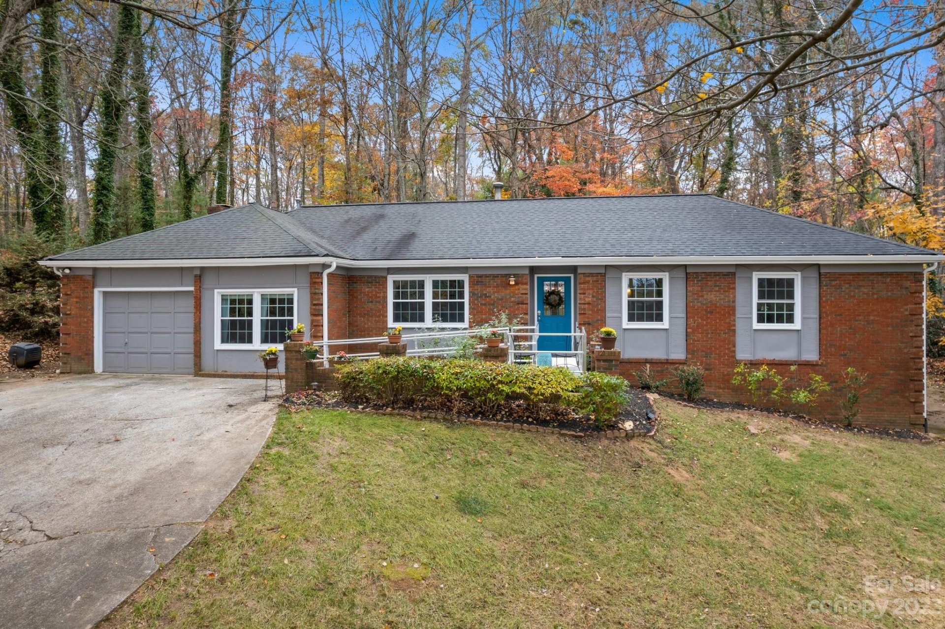 Property image 1 at 42 Springwood Drive, Asheville, NC 28805