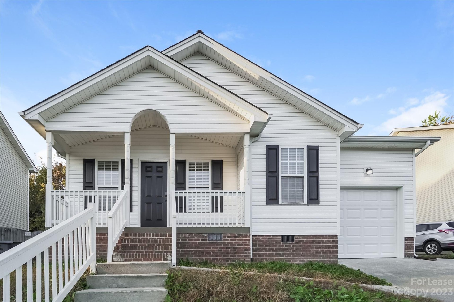 Property image 1 at 6223 Dumont Lane, Charlotte, NC 28269