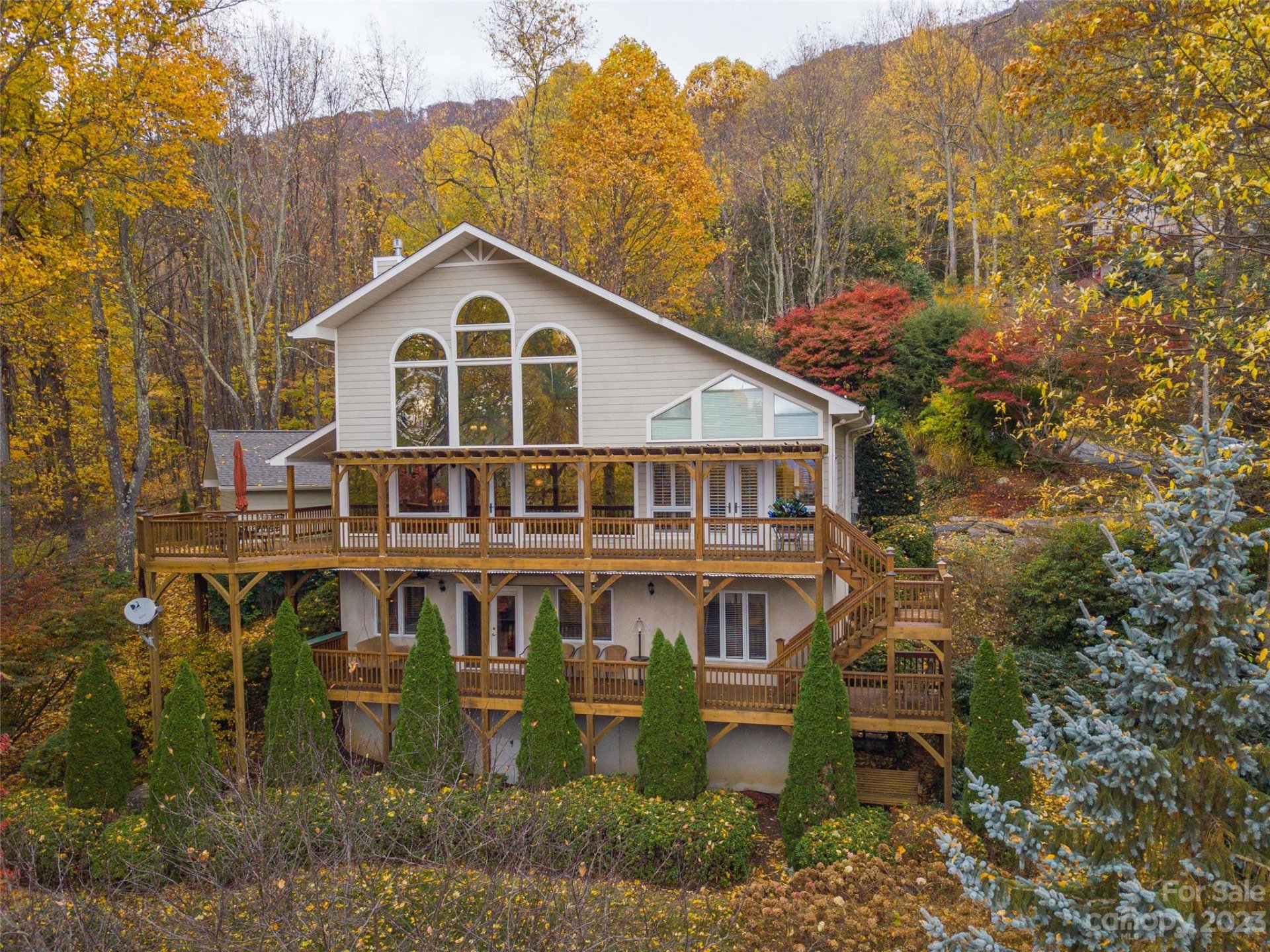 Property image 1 at 267 Presidential Drive, Waynesville, NC 28786