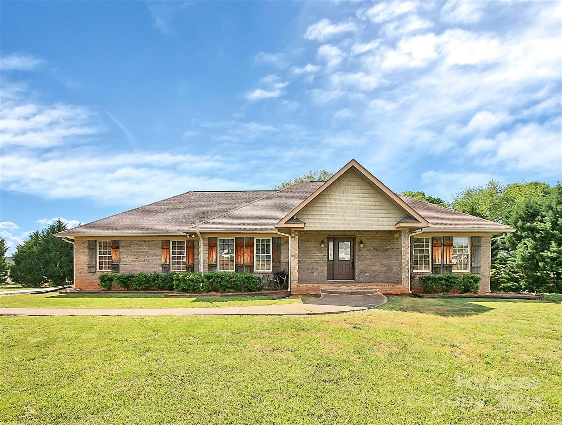360 Forest Way Drive