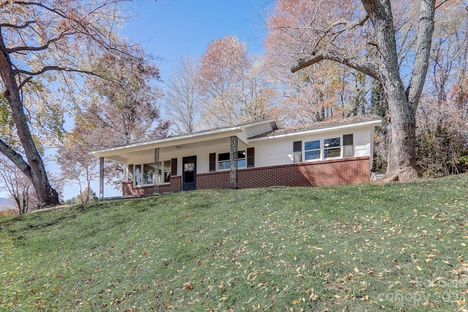 Property image 1 at 216 Morning Drive, Waynesville, NC 28786
