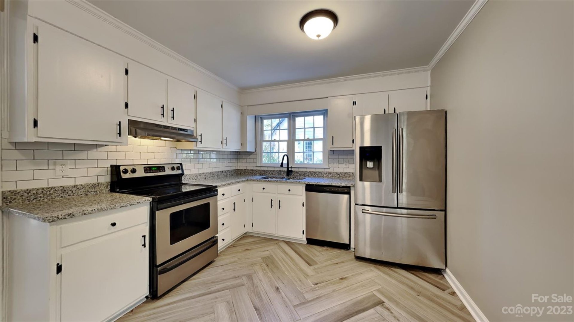 Property image 4 at 8813 Sweetwater Court, Charlotte, NC 28227