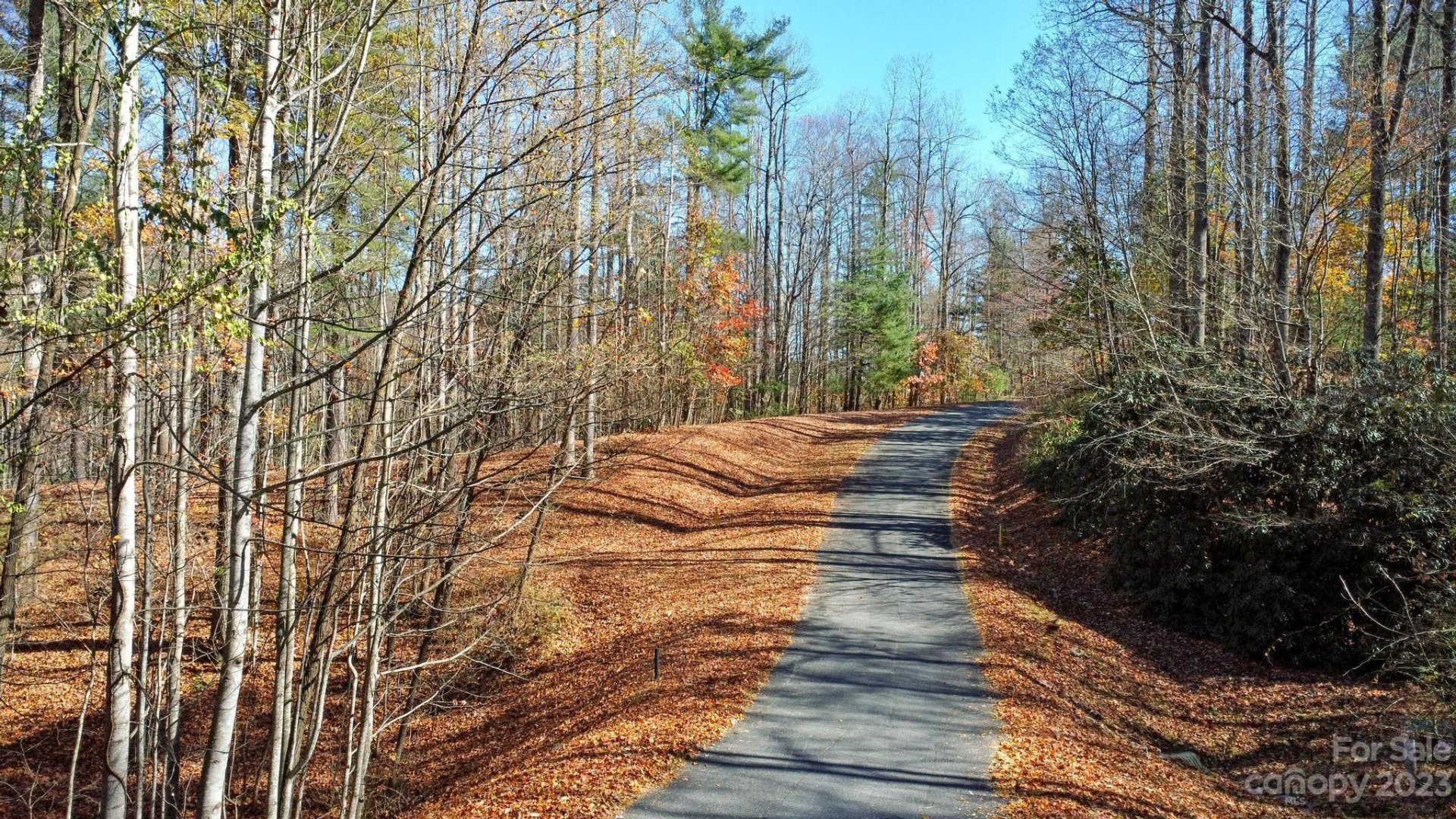 Property image 1 at 358 Solomon Circle, Hendersonville, NC 28739