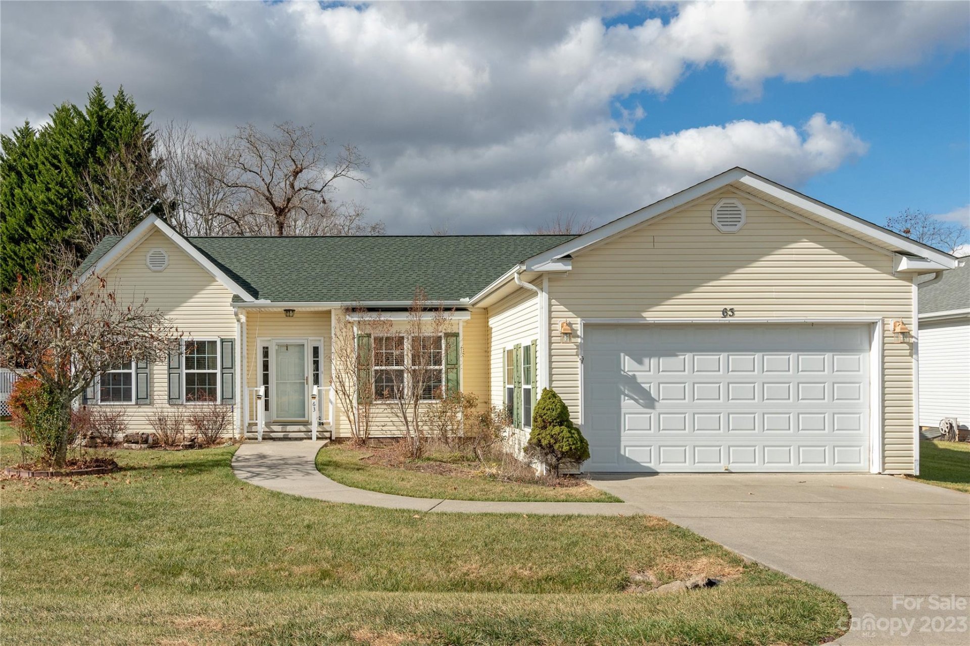 Property image 1 at 63 Beechnut Drive, Hendersonville, NC 28739