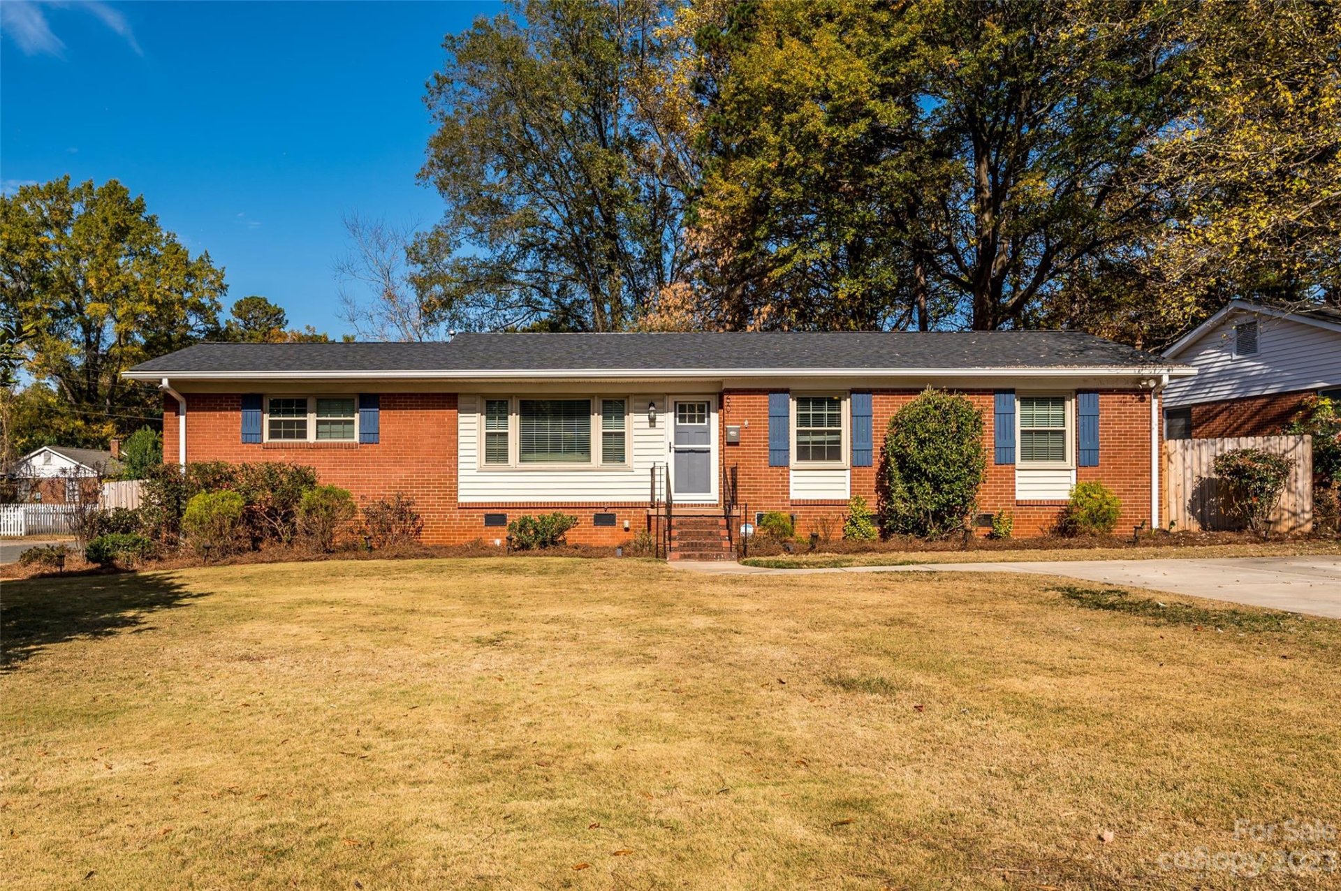 Property image 1 at 2901 Enfield Road, Charlotte, NC 28205